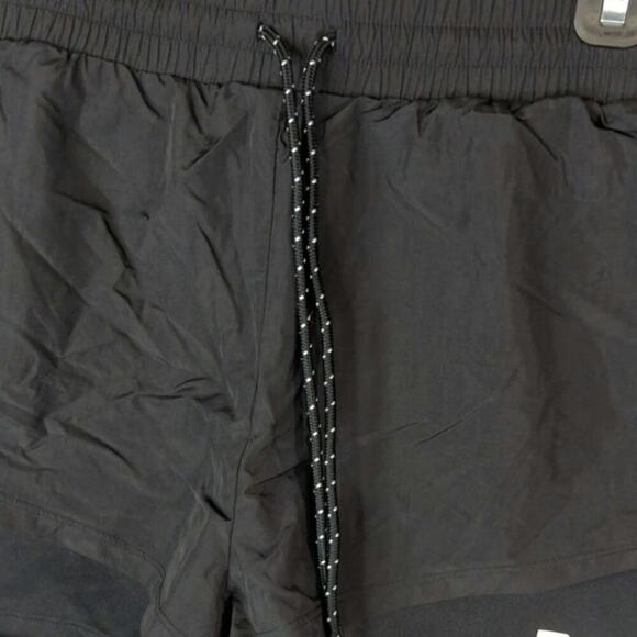 NWT PINK Victoria's Secret Black‎ 2 in 1 Sports Shorts Running Workout Size L - Picture 6 of 9